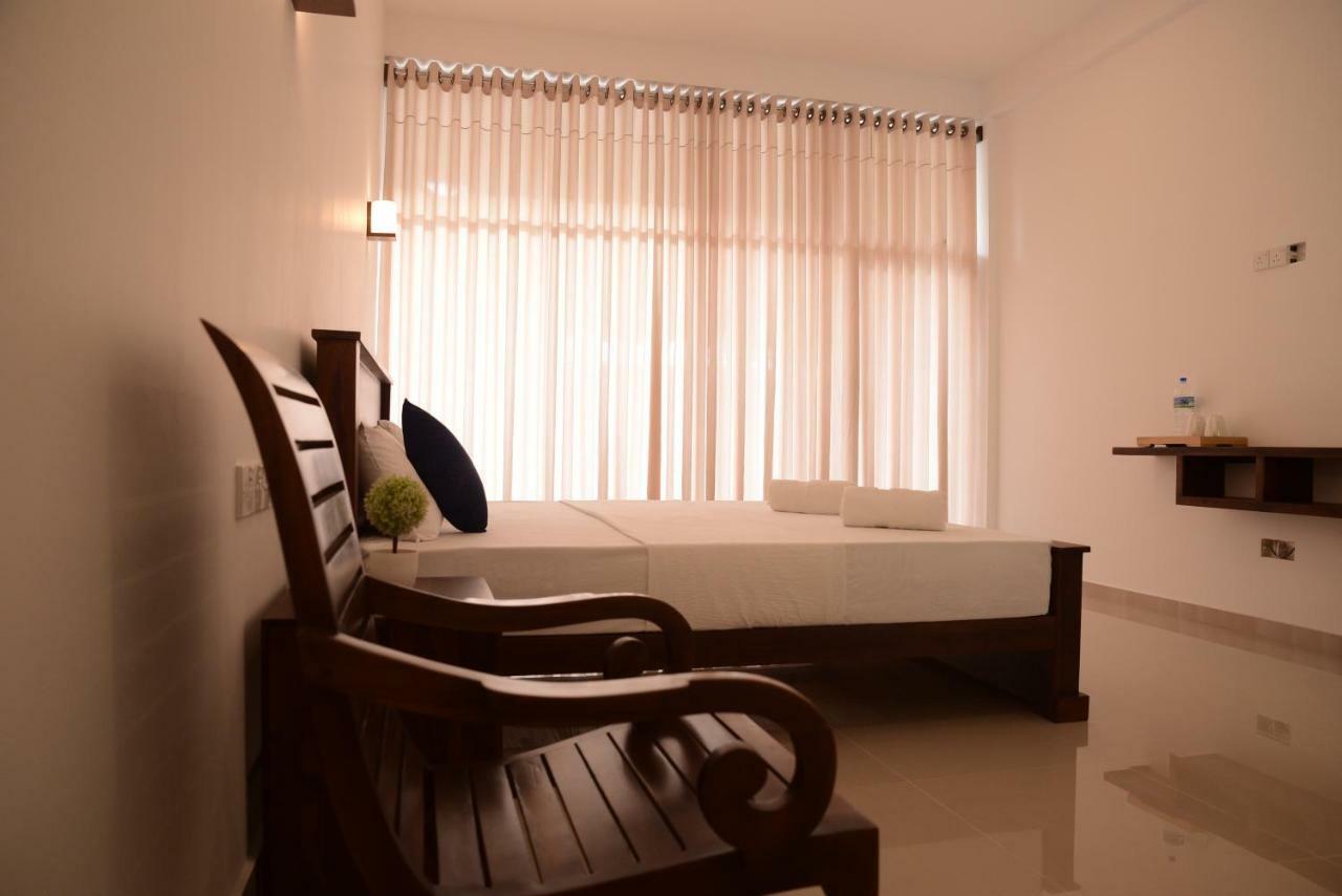 Hotel The Ritz Hikkaduwa Exterior foto