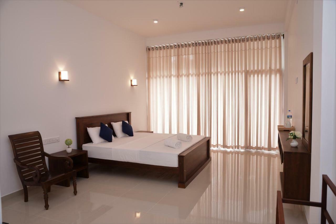 Hotel The Ritz Hikkaduwa Exterior foto
